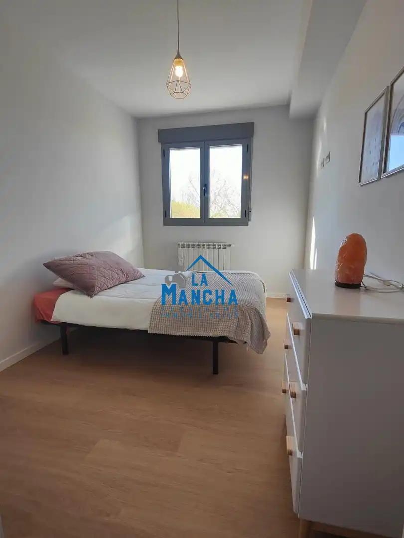 Schlafzimmer von Wohnung zum Verkauf in Albacete mit Heizung, Privatgarten und Terrasse