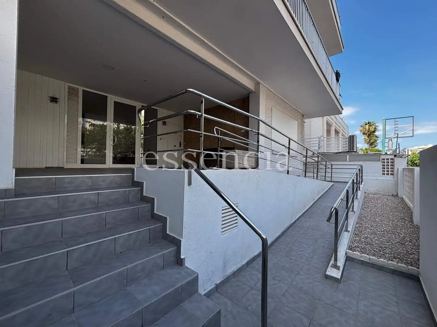 Vista exterior de Apartamento en venta en Gandia con Aire acondicionado, Terraza y Balcón