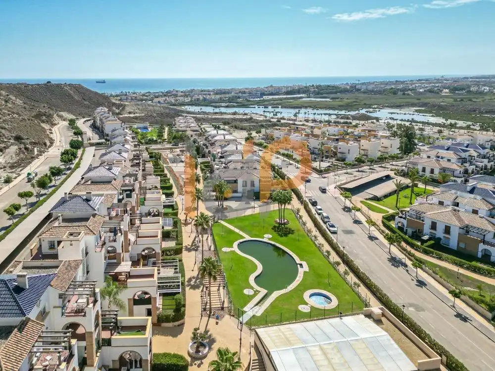 Apartment mit Pool zum Verkauf in Las Salinas