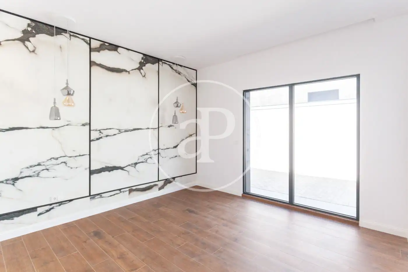 Casa aparellada amb piscina en venda a C. Tallín, imagen 21