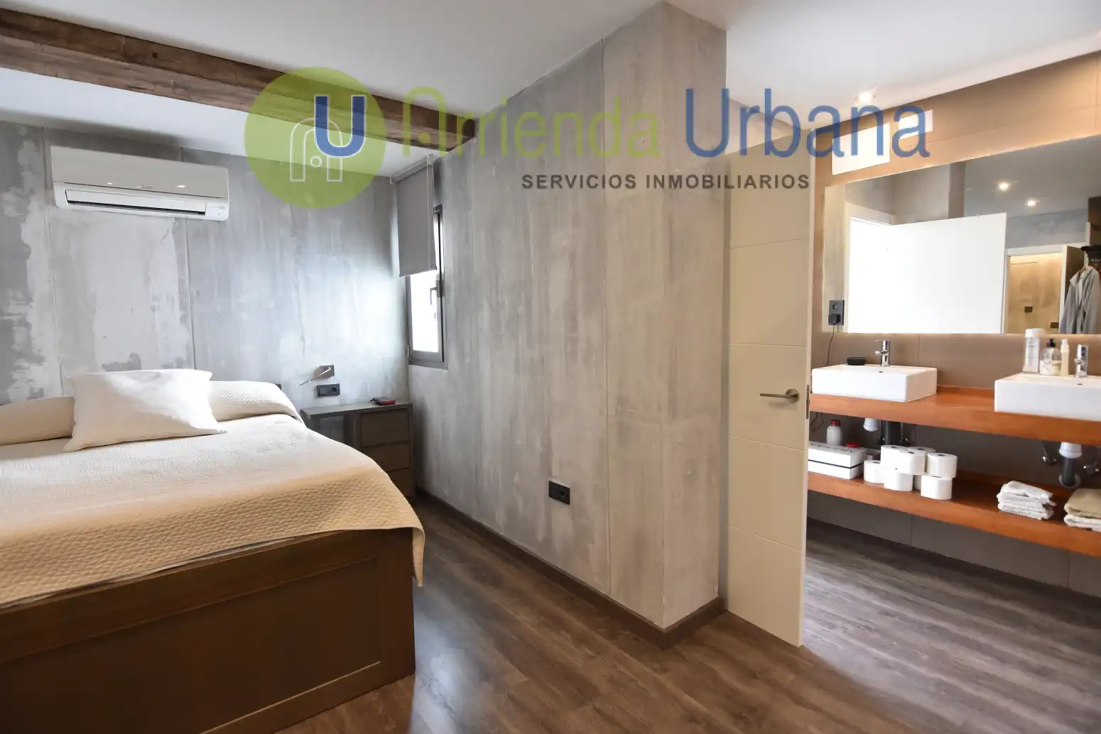 Habitación de Ático en venta en Elche / Elx con Terraza y Amueblado