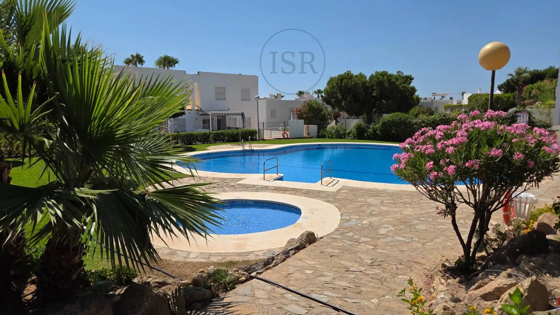 Piscina de Apartament en venda en Mojácar amb Aire condicionat, Calefacció i Terrassa
