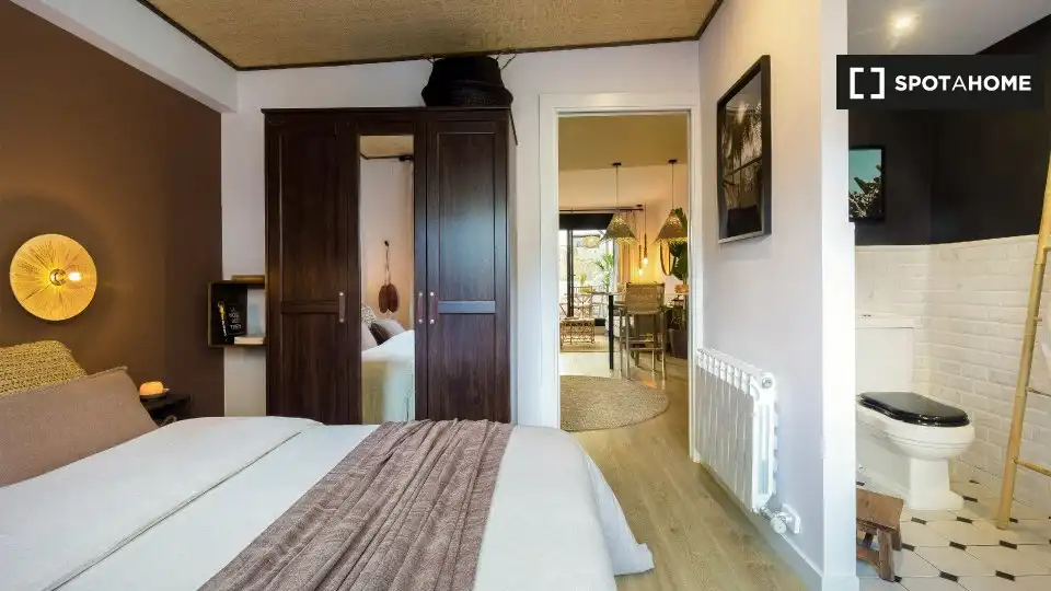 Habitación de Apartamento para compartir en Barcelona con Aire acondicionado, Calefacción y Terraza