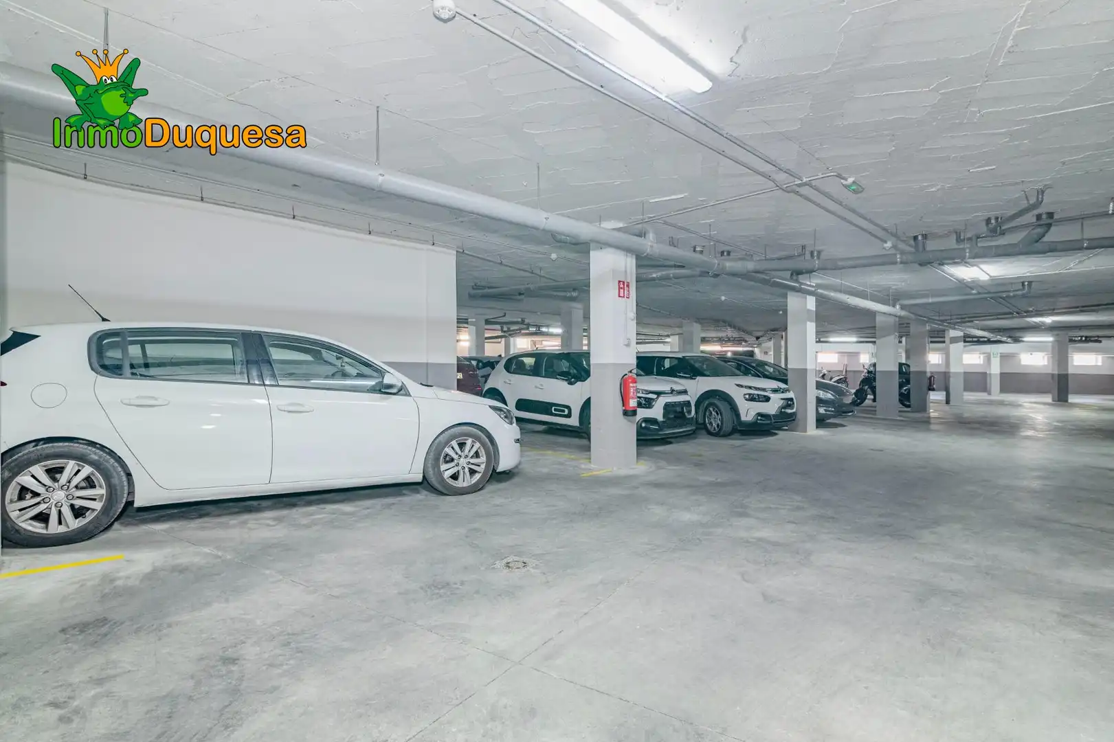 Parking de Piso en venta en La Zubia con Aire acondicionado, Calefacción y Terraza
