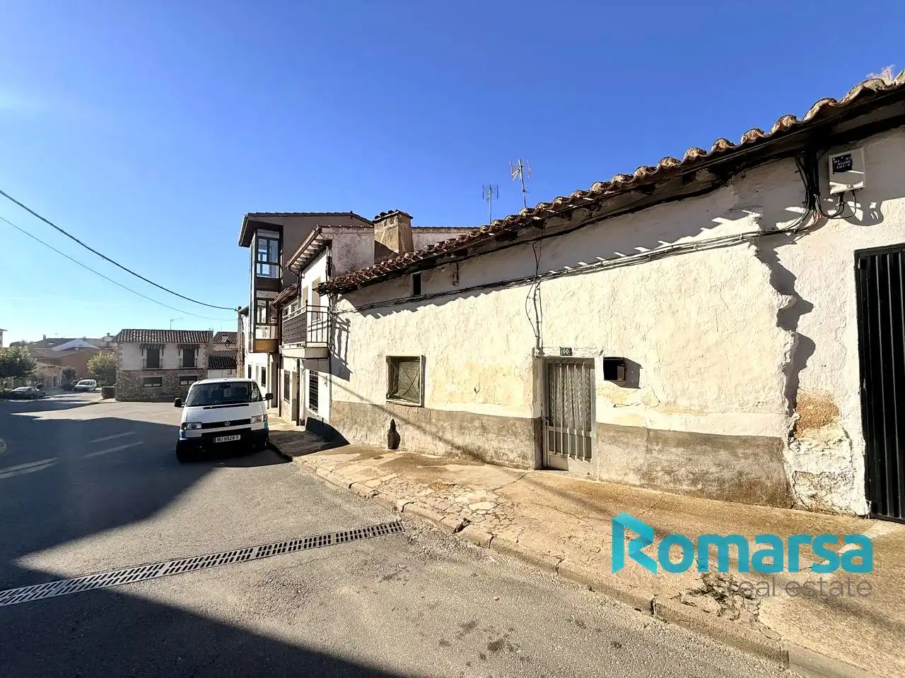 Vista exterior de Casa adosada en venda en El Barraco, Ávila