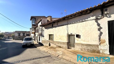 Foto 2 de Casa adosada en venda a Calle las Parras, El Barraco, Ávila