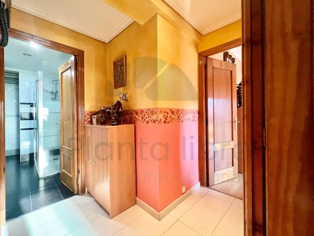 Flat for sale in  Logroño  with Air Conditioner, Heating and Terrace