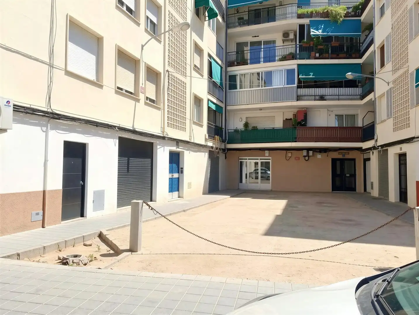 Parking de Planta baja en venta en Alicante / Alacant con Alarma