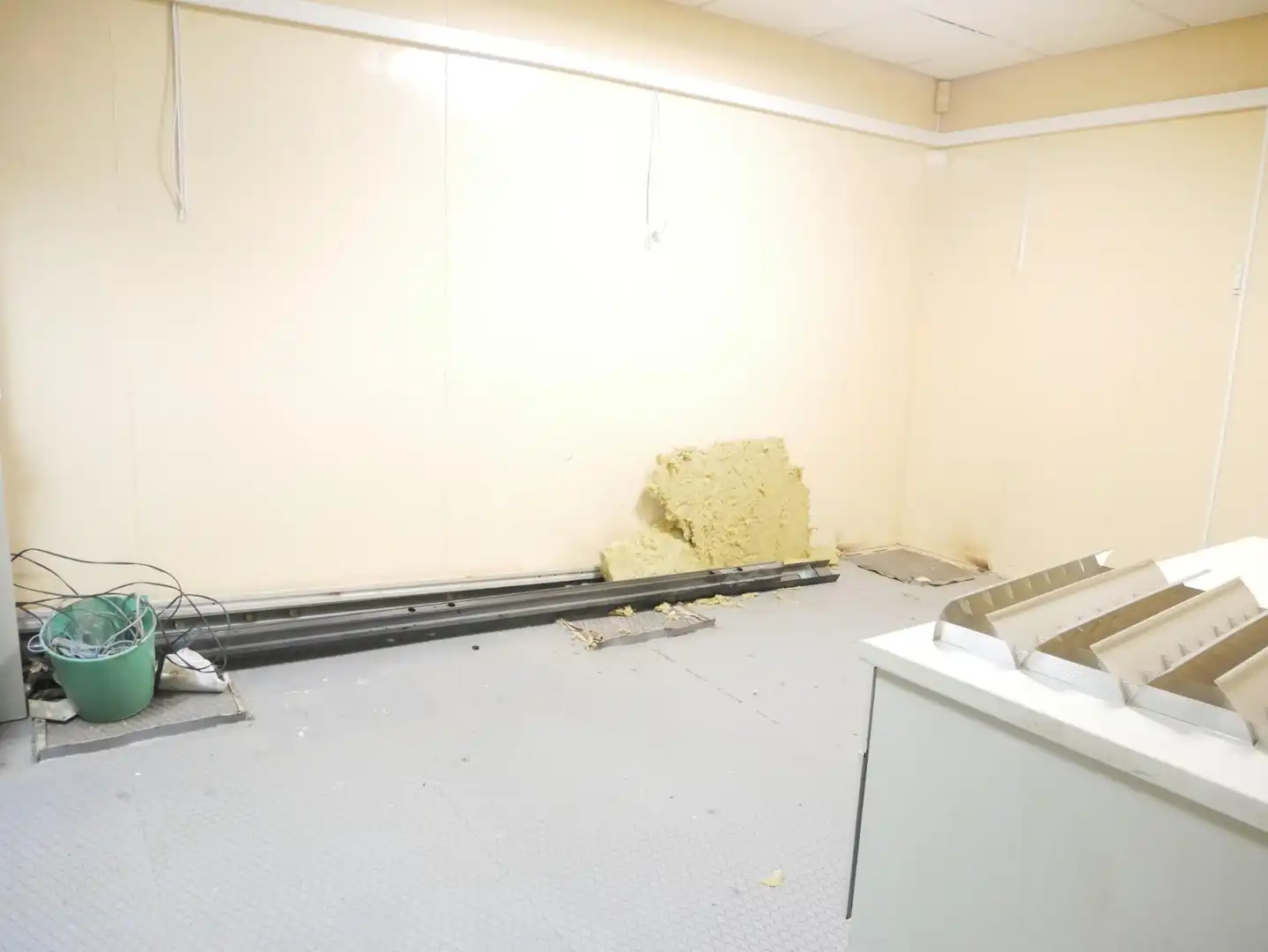 Büro zur Miete in Basauri  mit Klimaanlage und Heizung