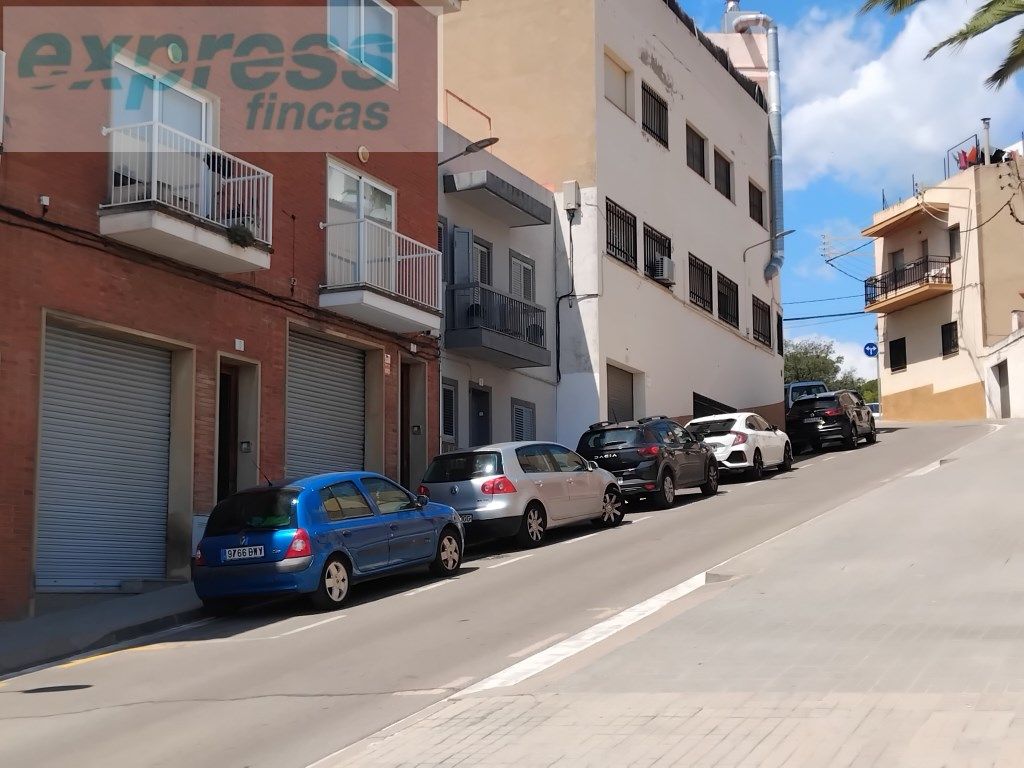 Planta baja for sale in La Llàntia