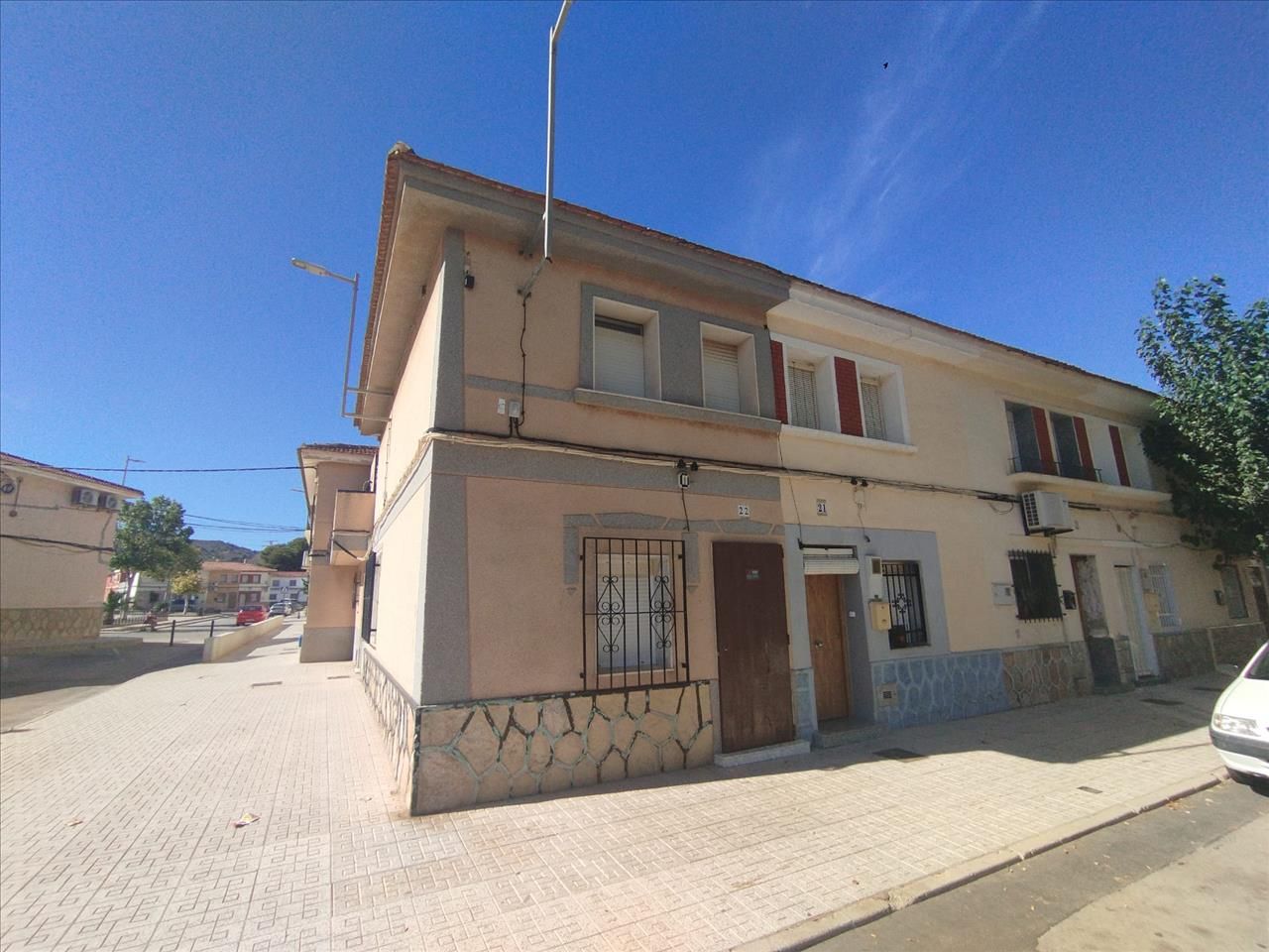 Vista exterior de Casa adosada en venda en La Unión