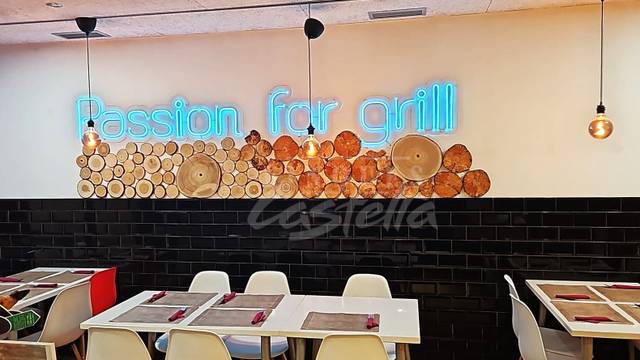 Local comercial en Alquiler en Via Europa - Parc Central