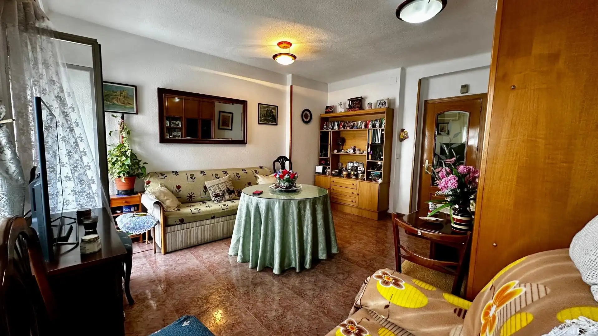Sala d'estar de Pis en venda en Madrid amb Terrassa