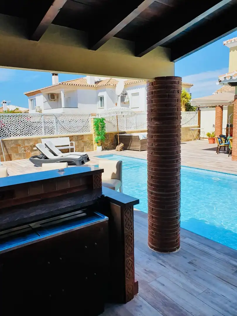Haus mit Pool zum Verkauf in Torre del Mar, imagen 19