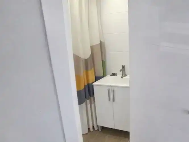 Badezimmer von Loft zur Miete in Palamós mit Klimaanlage, Parkett und Möbliert