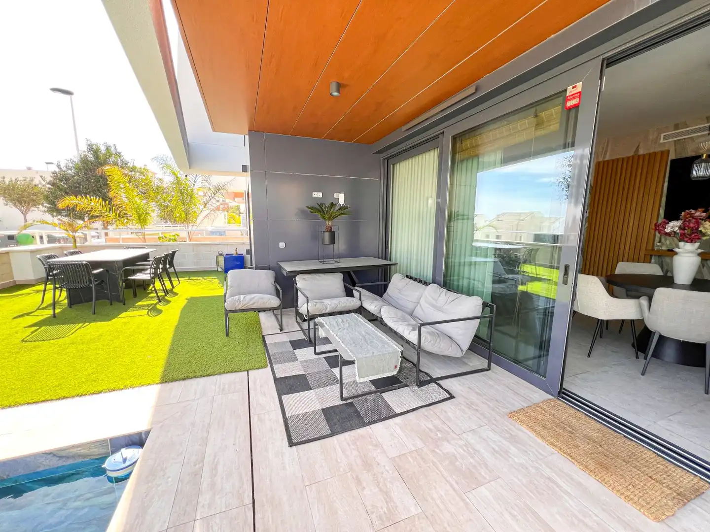 Terraza de Planta baja en venta en Guardamar del Segura con Aire acondicionado, Jardín privado y Terraza