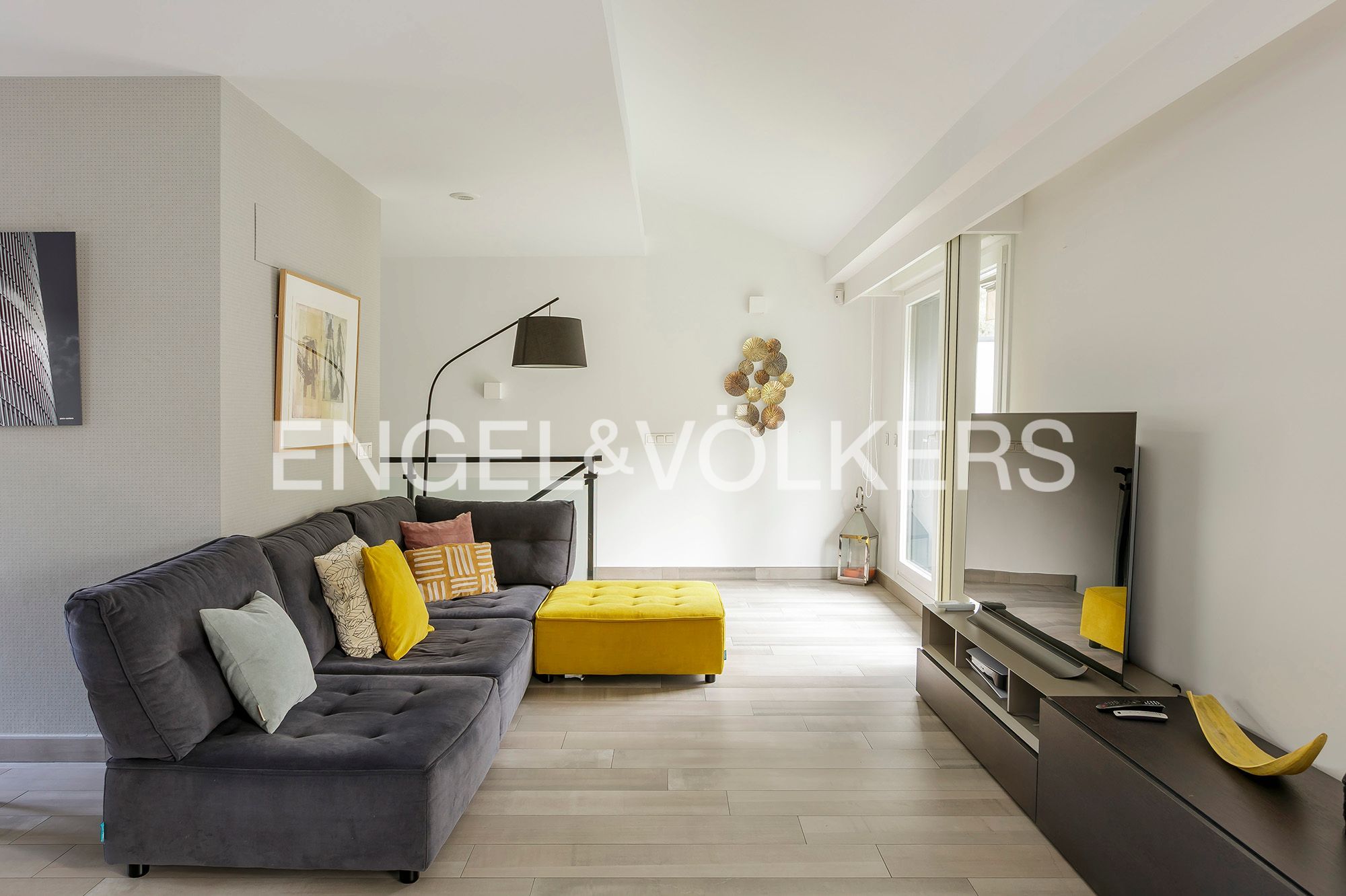 Living room of Duplex for sale in Barakaldo   with Air Conditioner, Heating and Terrace