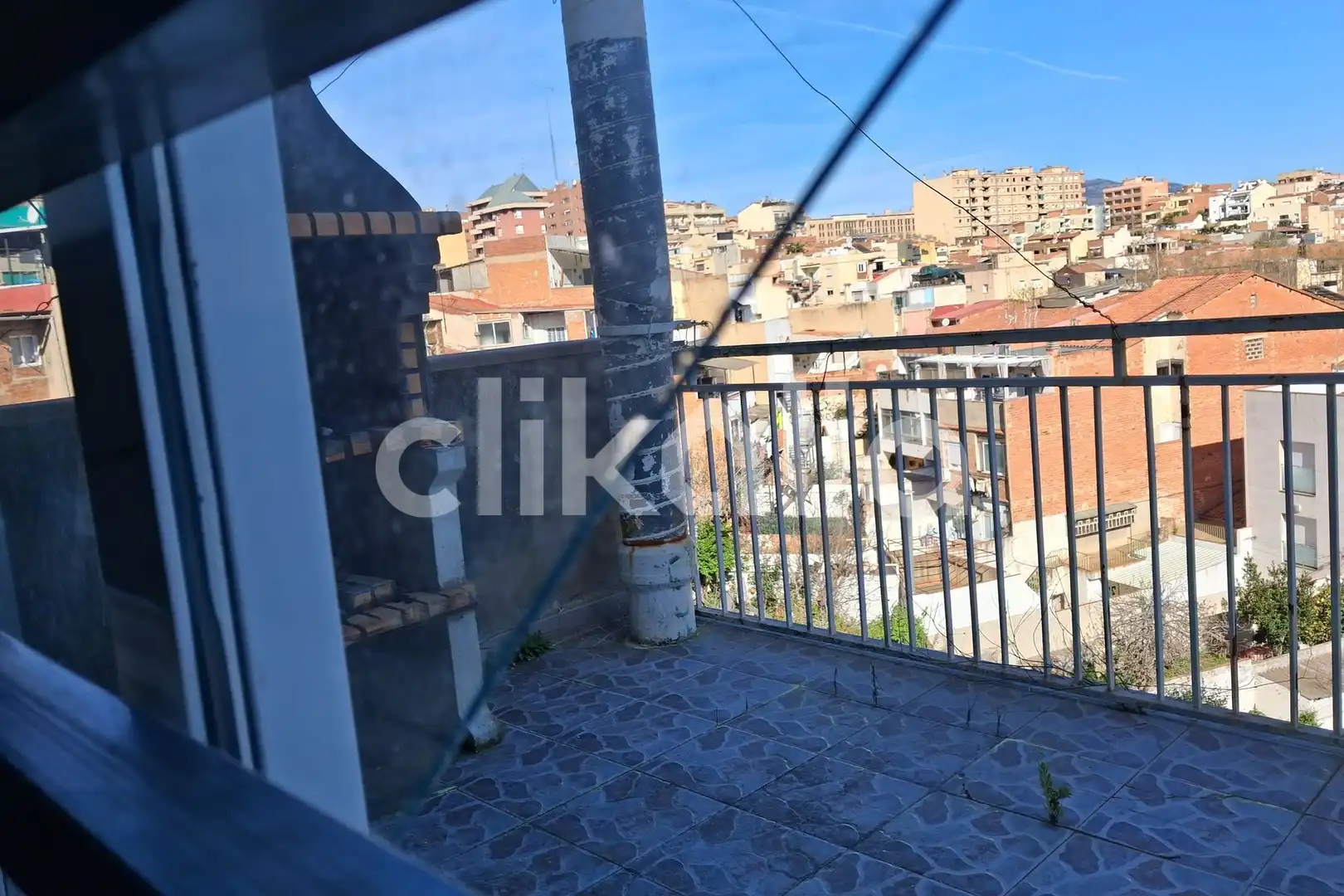 Terrasse von Einfamilien-Reihenhaus zum Verkauf in Sabadell mit Terrasse