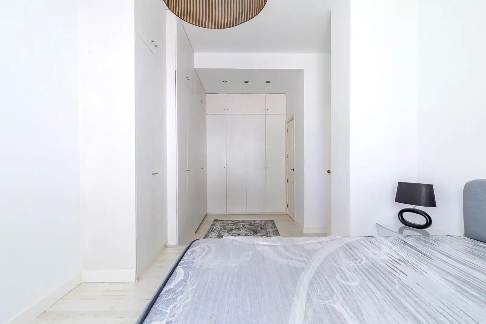 Bedroom of Flat for rent in Madrid  with Furnished and Community pool