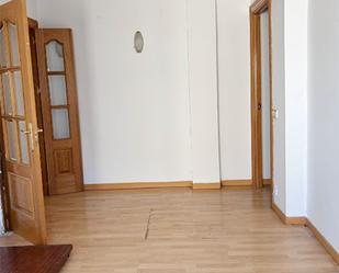 Dormitori de Pis en venda en Coslada amb Terrassa