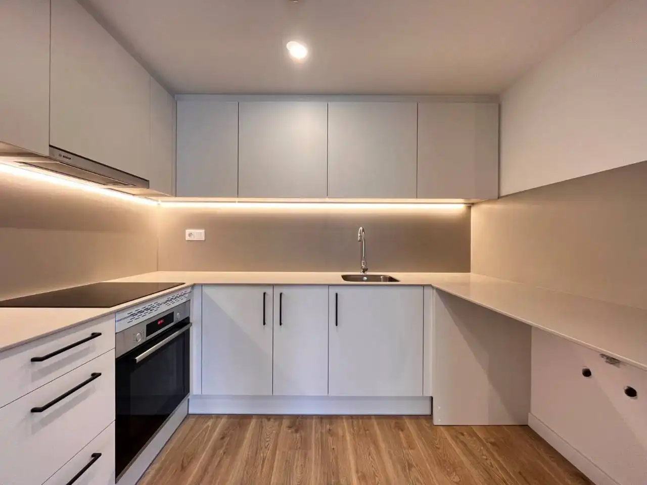 Wohnung mit Terrasse zur Miete in Calle Tinent Coronel Sagués, imagen 3