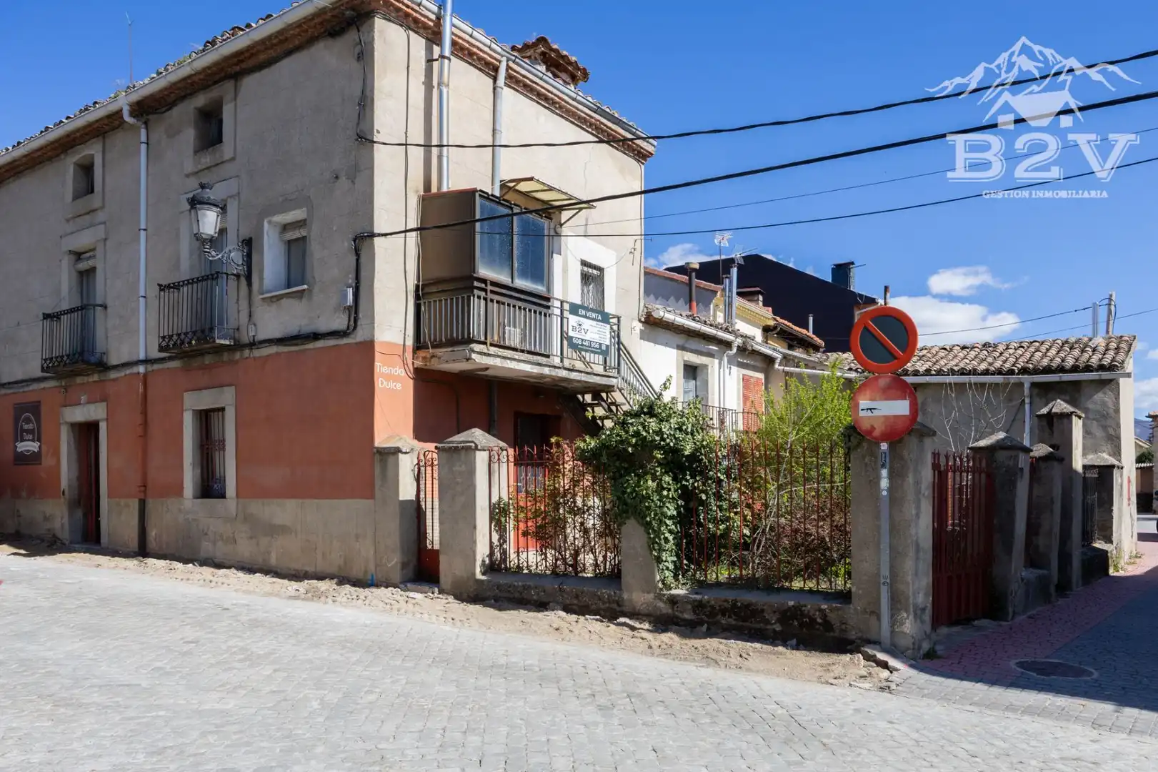 Vista exterior de Casa adosada en venta en Rascafría con Calefacción, Jardín privado y Trastero