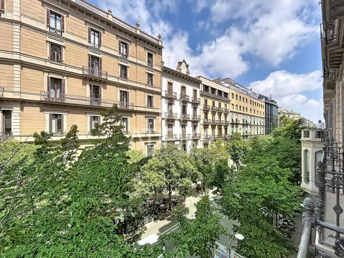 Vista exterior de Pis de lloguer en Barcelona amb Aire condicionat, Parquet i Moblat