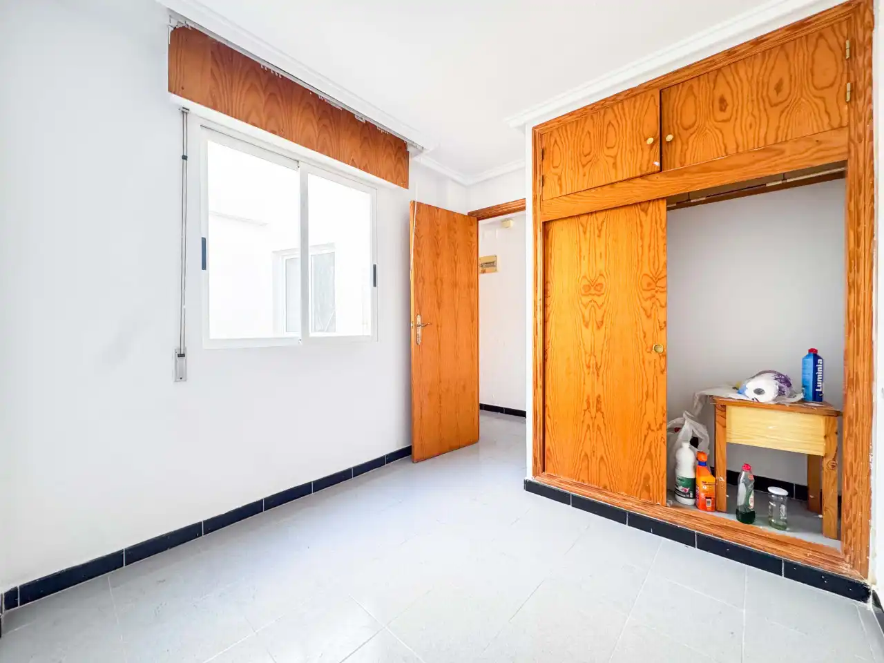 Ático en venta en Torrevieja con Calefacción, Terraza y Balcón