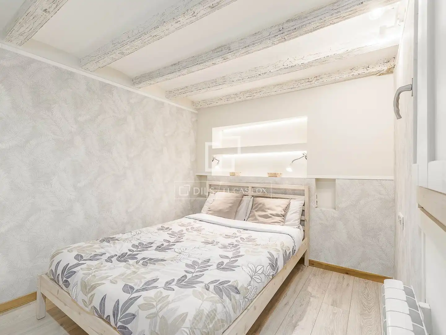 Habitación de Piso en venta en Barcelona con Aire acondicionado, Calefacción y Trastero