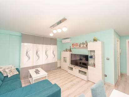 Living room of Flat for sale in Leganés  with Air Conditioner and Terrace