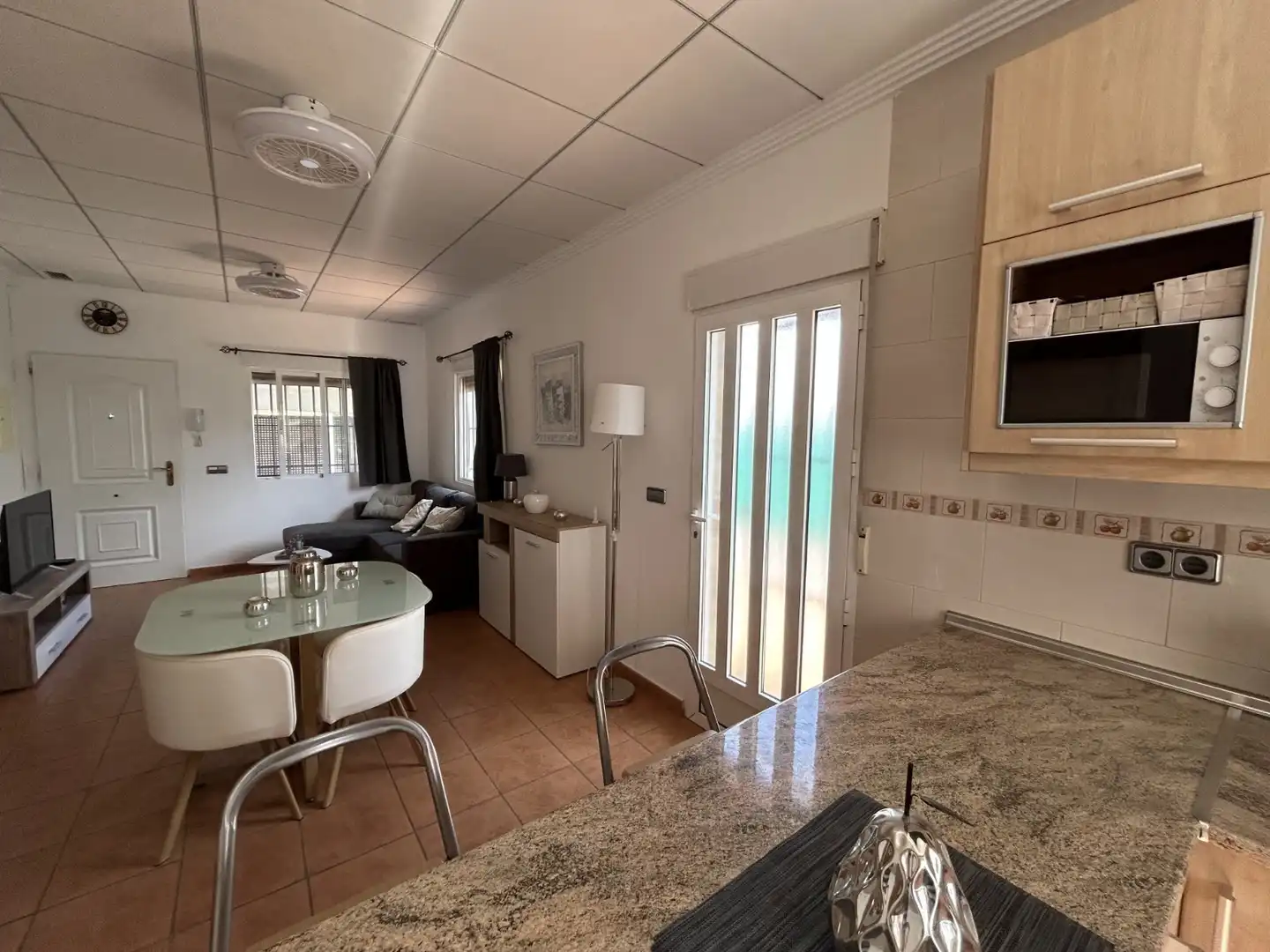 Cuina de Casa o xalet en venda en Cartagena amb Aire condicionat, Jardí privat i Terrassa