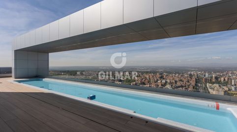 Piso de Lujo en Venta en Tetuán, MadridTe presentamos una exclusiva vivienda de primerísimas calidades en el distrito de Tetuán, M