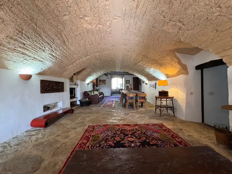 Finca rústica en venta en Ullastret con Aire acondicionado, Calefacción y Jardín privado