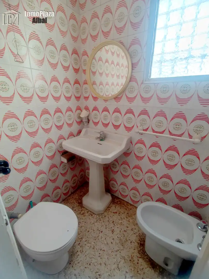 Baño de Casa adosada en venta en Albal con Terraza, Trastero y Balcón
