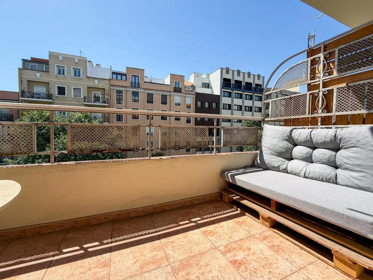 Terraza de Piso en venta en Madrid con Calefacción, Parquet y Terraza