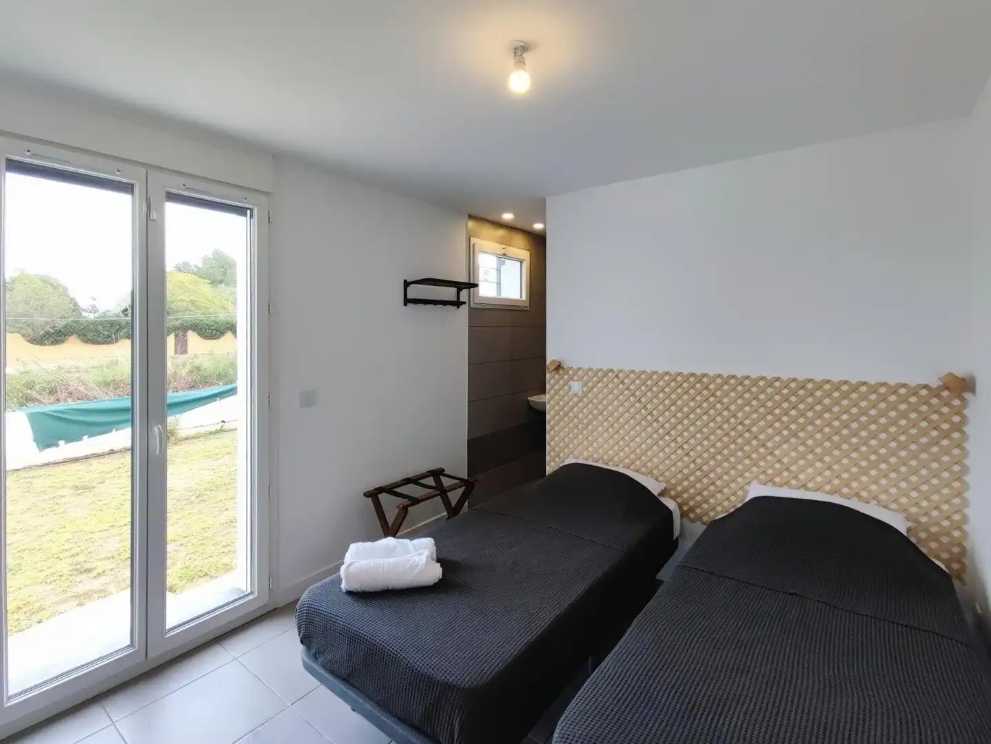 Dormitori de Casa o xalet en venda en Turís amb Calefacció, Terrassa i Piscina