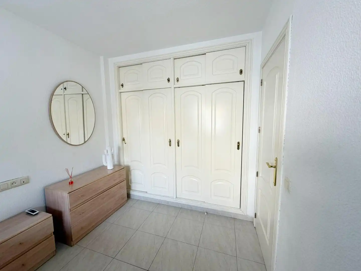 Bedroom of Ground floor for sale in Roquetas de Mar  with Furnished