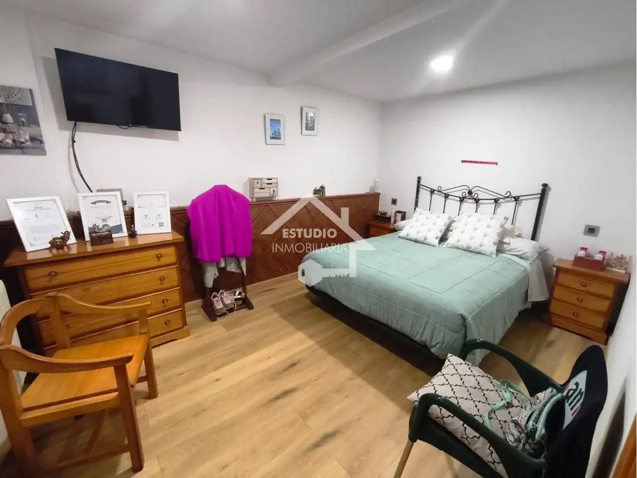 Houses for sale in Alesanco  with Heating, Private garden and Furnished