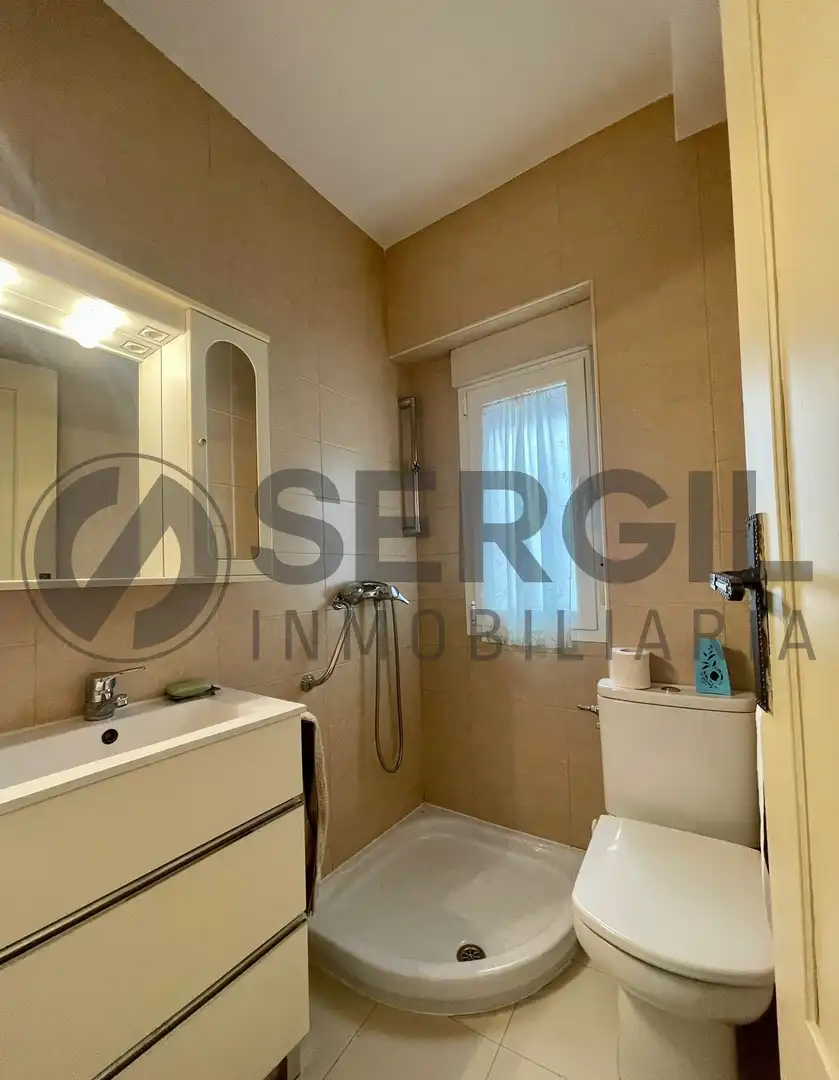 Bathroom of Flat for sale in Segovia  with Terrace and Storage room