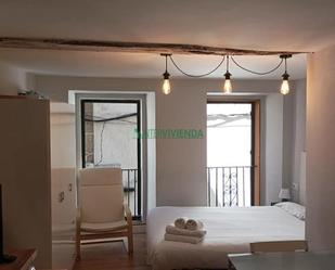 Dormitori de Apartament en venda en Vigo  amb Calefacció i Moblat