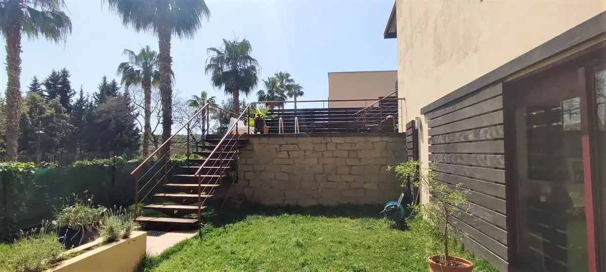 Terrasse von Haus oder Chalet zum Verkauf in Benahavís mit Klimaanlage, Heizung und Privatgarten