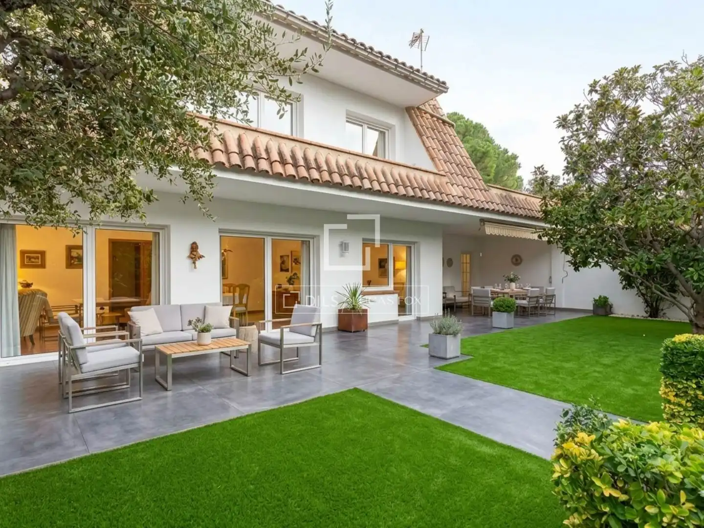 Terrassa de Casa o xalet en venda en Sant Just Desvern amb Calefacció, Jardí privat i Terrassa