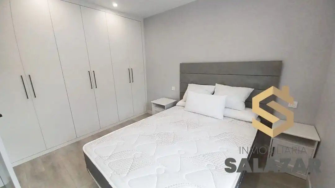 Bedroom of Flat for rent in Bilbao   with Heating