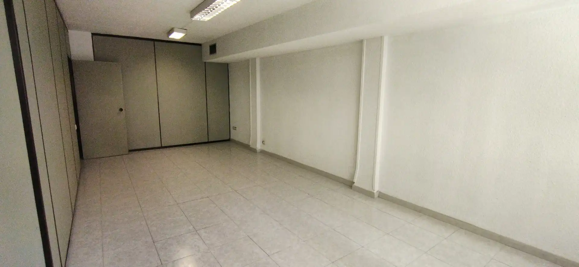 Office space with lift for sale in Avenida Granada 13, imagen 10