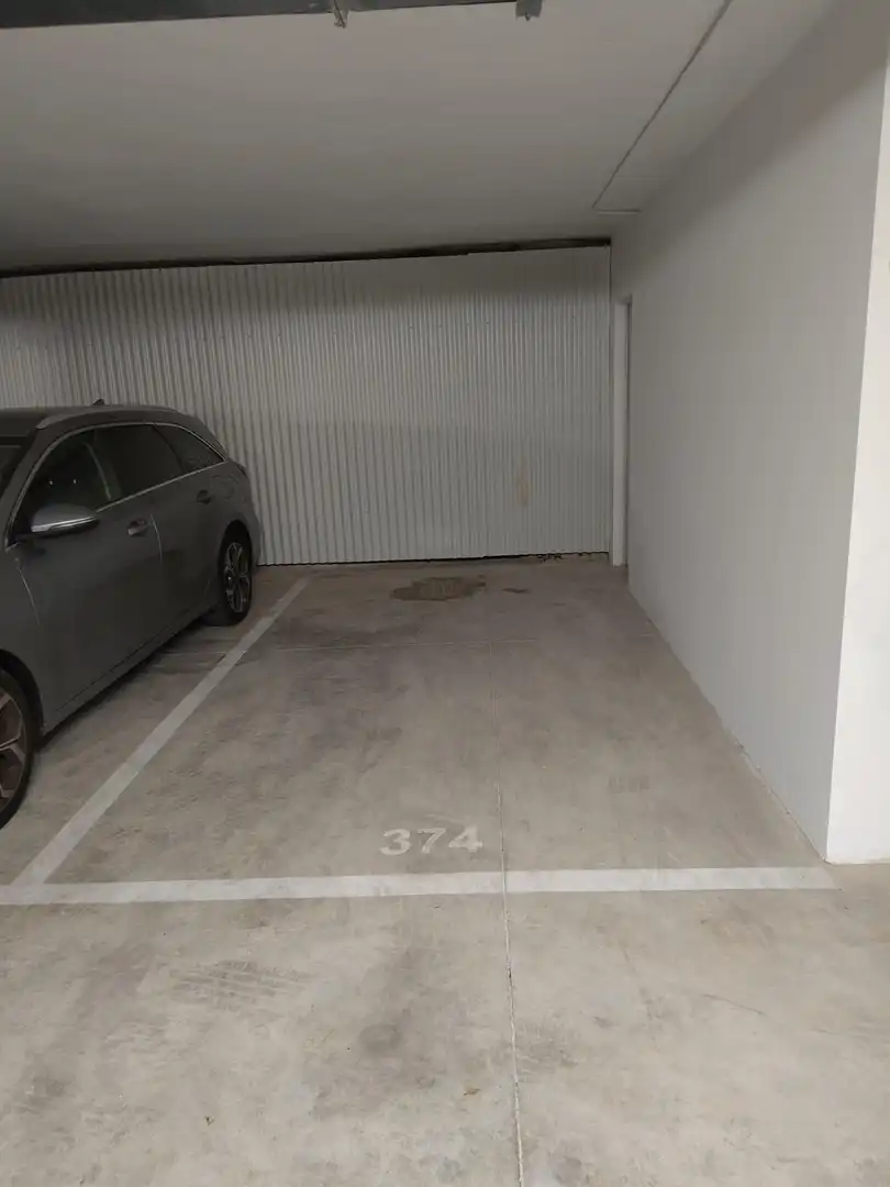 Parking of Flat for sale in Valencia  with Air Conditioner, Heating and Private garden