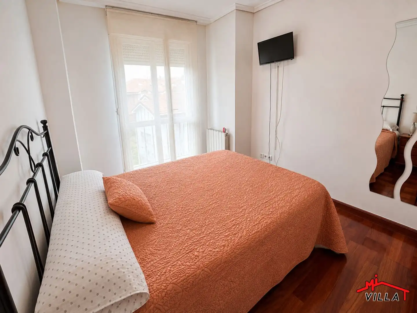 Schlafzimmer von Wohnung zum Verkauf in Ampuero mit Heizung, Abstellraum und Möbliert