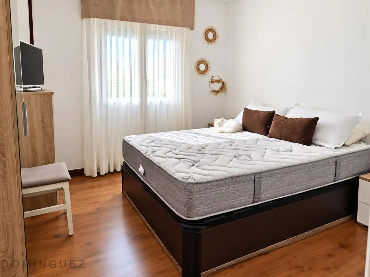 Bedroom of Flat for sale in Vigo   with Heating, Storage room and Furnished