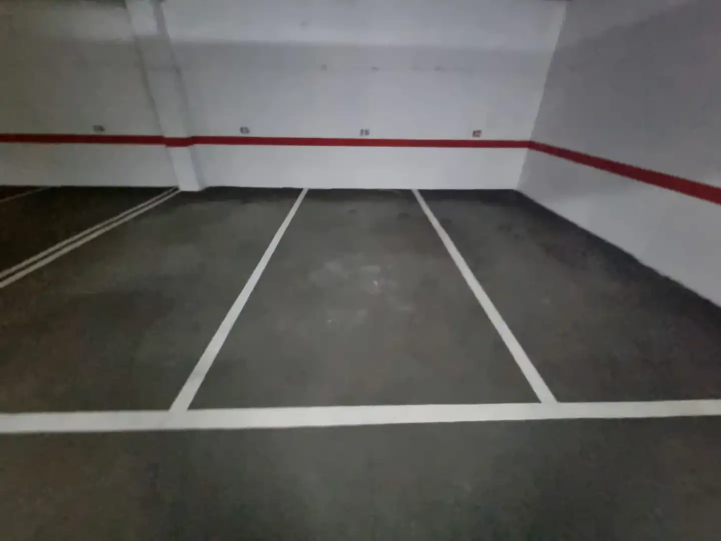 Parking de Garaje de alquiler en Oviedo 