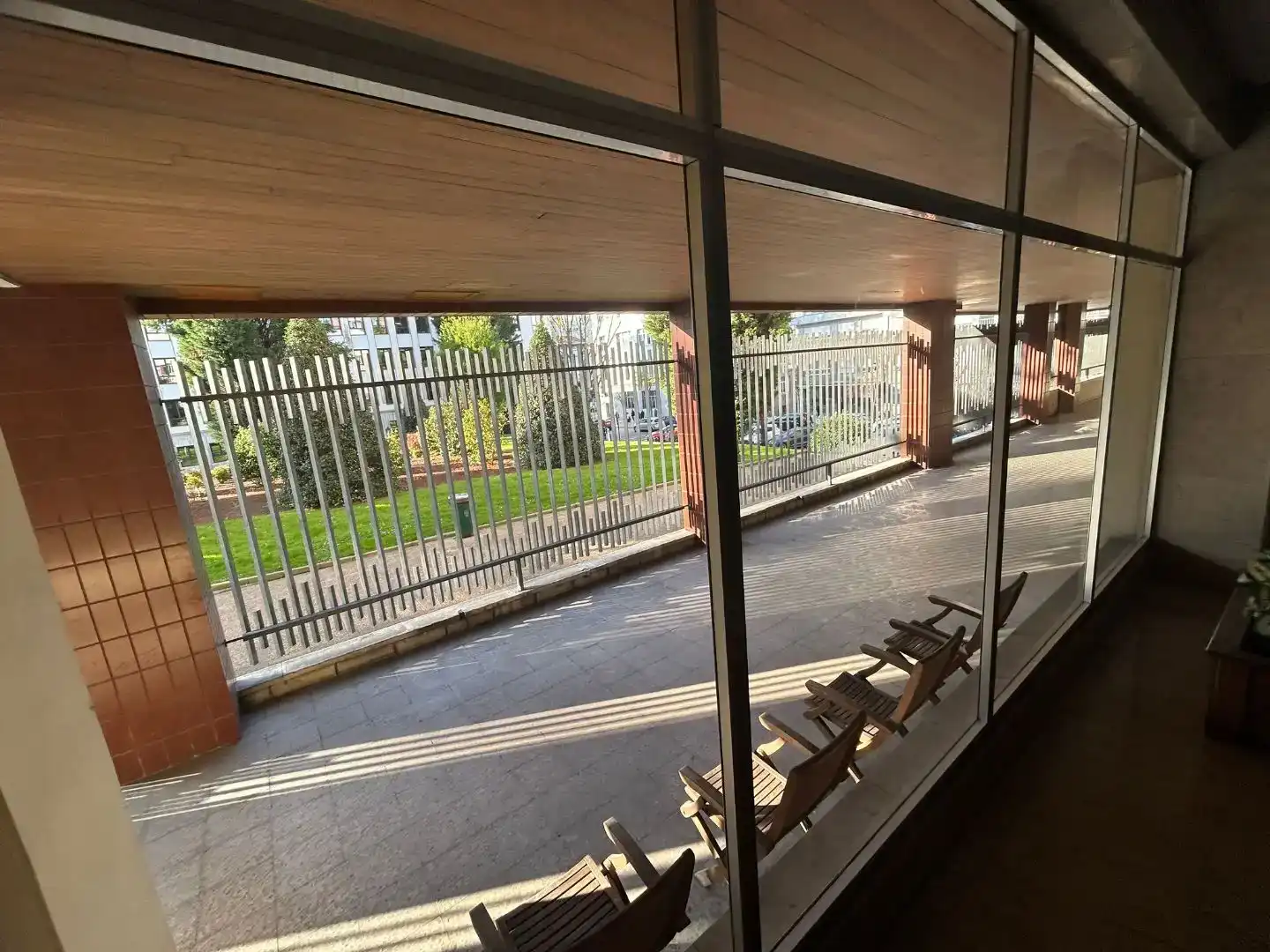 Terrassa de Pis en venda en Oviedo  amb Balcó
