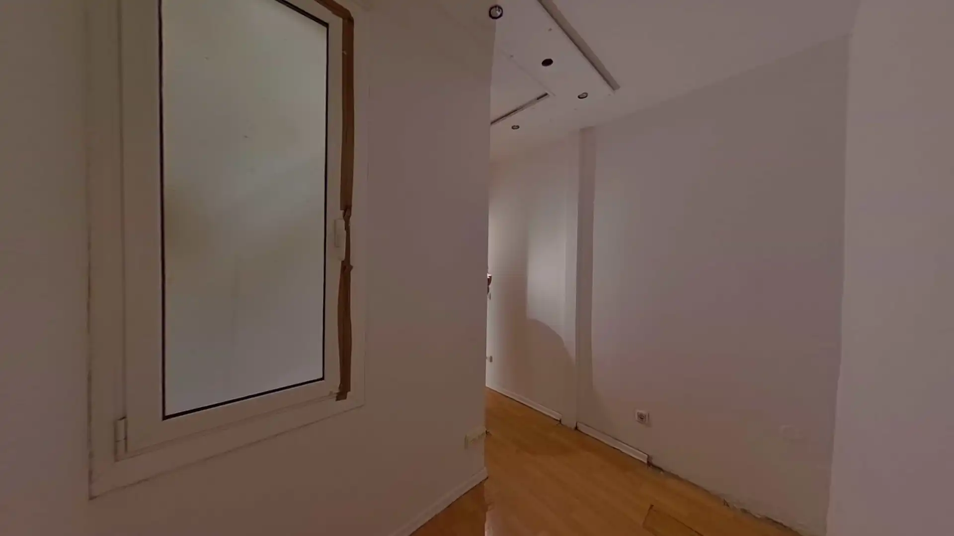 Piso en venta en Barcelona con Balcón